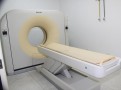 O hospital dispõe de uma moderna clínica de tomografia